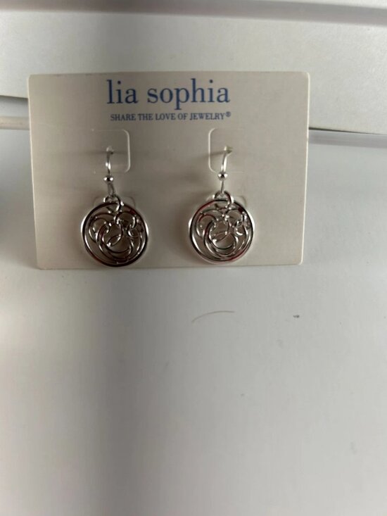 lia sophia Jewelry - Lia Sophia NWOT Entwined Circle Silver Drop Earrings Women’s Jewelry